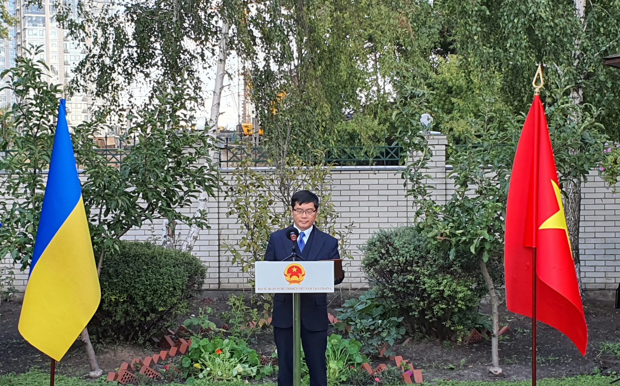 Ambassador of Vietnam in Ukraine Mr. Nguyen Hong Thach
