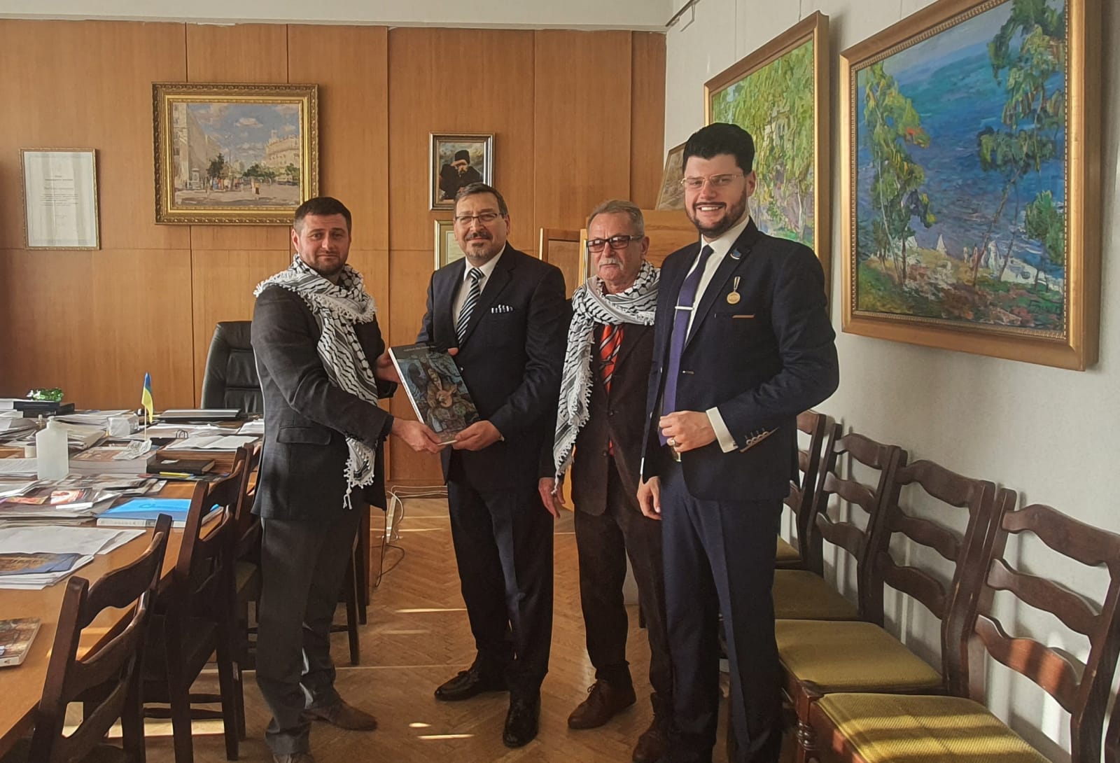 Ambassador Hashem Dajani meeting with the Chairman of the Board of the National Union of Artists of Ukraine